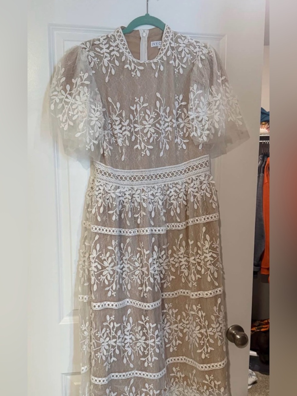 Elegant White Floral Lace Overlay Ivy City Co. Dress
